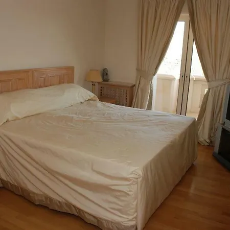 Vila Casa Carmelina