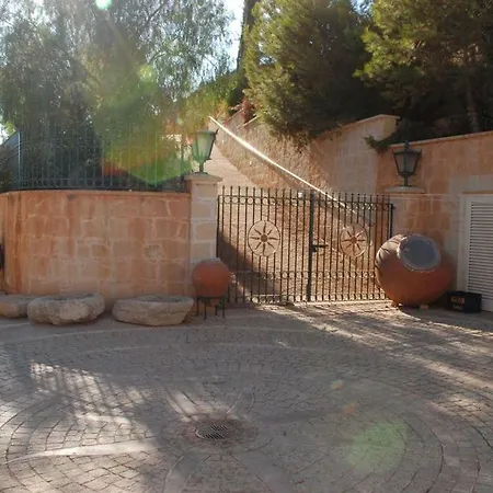 Casa Carmelina 利马索尔