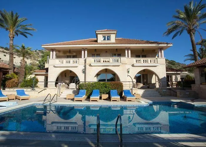 Casa Carmelina Vila *